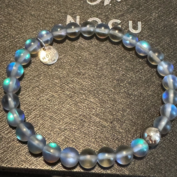 Nogu Iridescent Gray with Silver Mermaid Beaded Stretch Bracelet - Picture 3 of 10
